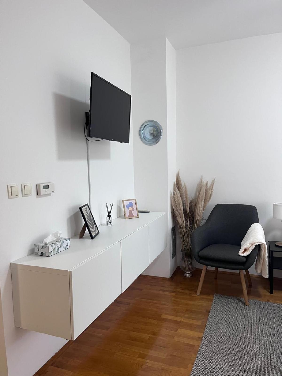 Studio Apartman - Sweet&Little Vrbovec 외부 사진